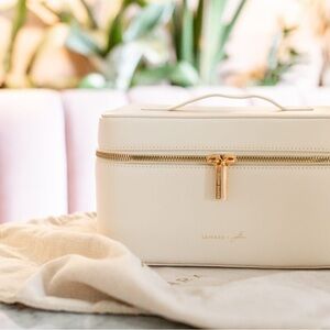 Jillian Harris Samara Vanity Case from the Jilly Box